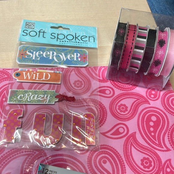 NWT Miscellaneous Girls/Teen Scrapbook Lot - Picture 4 of 8